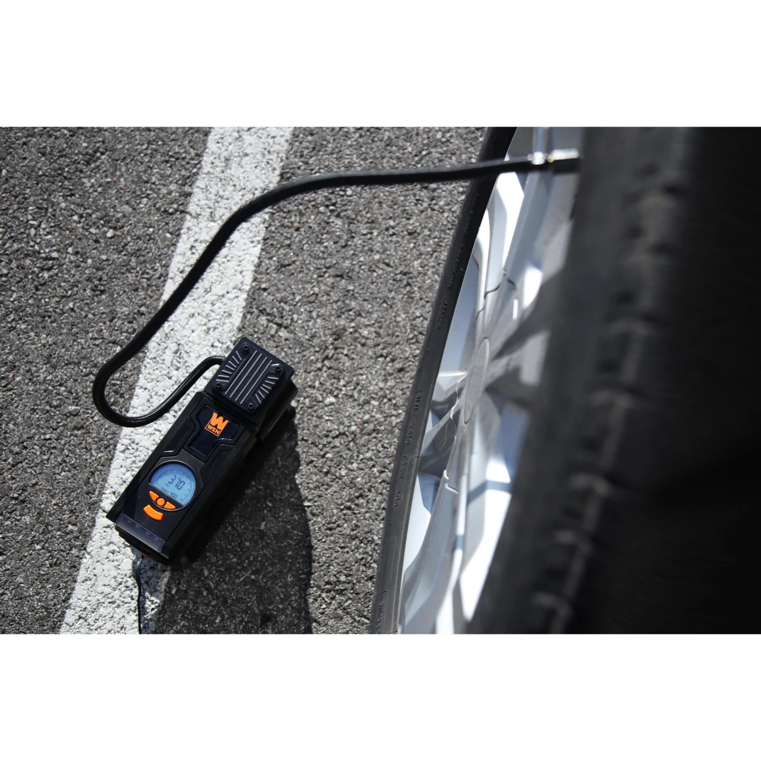 WEN AA2230 12V 100 PSI 1.25 CFM Portable Air Compressor And Tire Inflator With Carrying Case(Wen Aa2230 12v 100 Psi 1 25 Cfm Portable Air Compressor And Tire Inflator With Carrying Case) 6 WEN AA2230 12V 100 PSI 1.25 CFM Portable Air Compressor And Tire Inflator With Carrying Case(Wen Aa2230 12v 100 Psi 1 25 Cfm Portable Air Compressor And Tire Inflator With Carrying Case) - Image 4